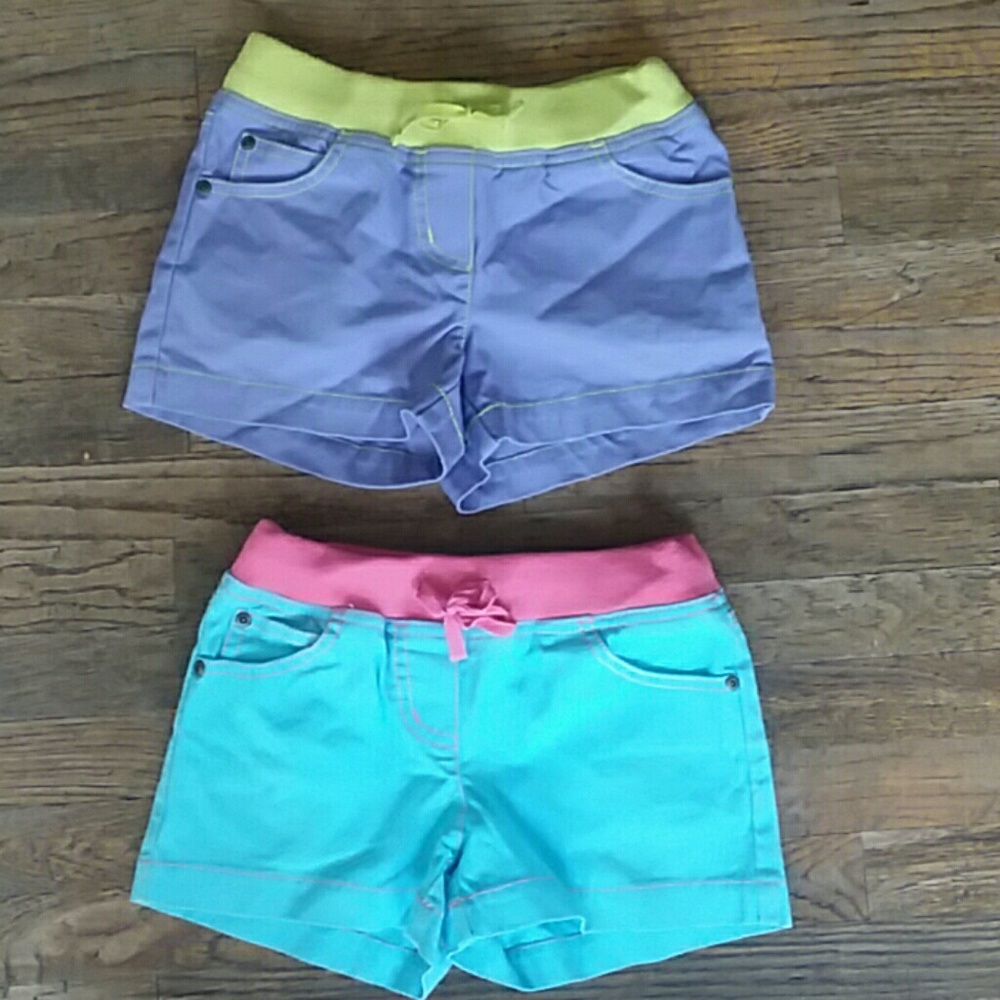 2 pairs girls mini boden shorts size 8 years